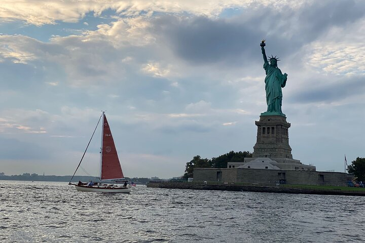 Private Sail Around New York City and The Statue of Liberty - Photo 1 of 11